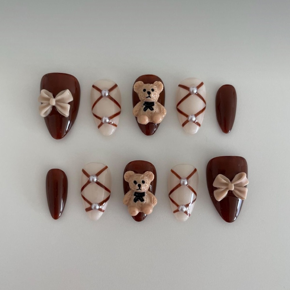 Brown and Cream Teddy Bear Nail Set